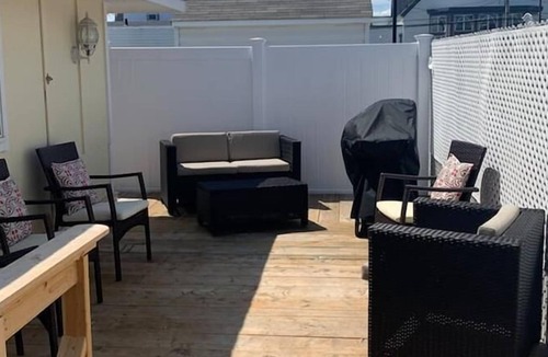 Sea Isle City Cottage | Gem in the heart of Sea Isle. Furbaby Friendly
