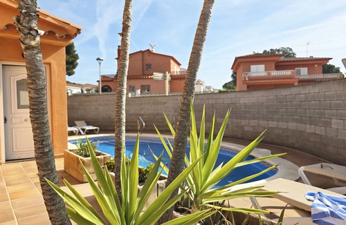 L'Escala Villa | Gemma: House with private pool at 200 m. from the beach