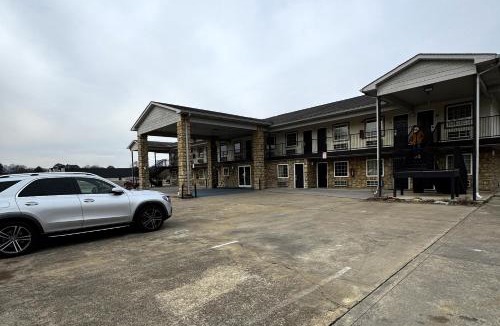 Chickamauga Hotel | General Bragg Inn & Suites Chickamauga