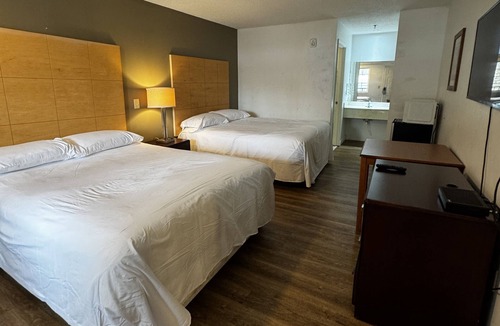 Chickamauga Hotel | General Bragg Inn & Suites Chickamauga
