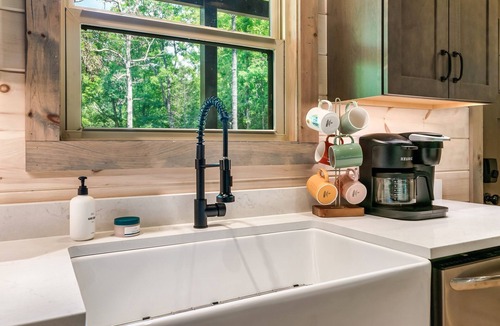 Sevierville Cabin | Generational Family Cabin Near Gatlinburg & Dollywood