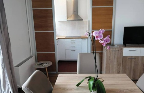 La Madeleine Apartment | Generosity studio near the Loire