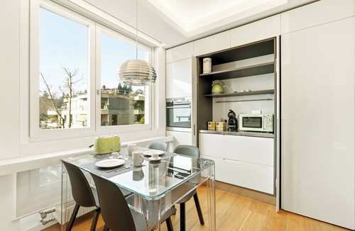 Lugano City-Centre Apartment | Generoso Luxury Lake View Suite in Lugano