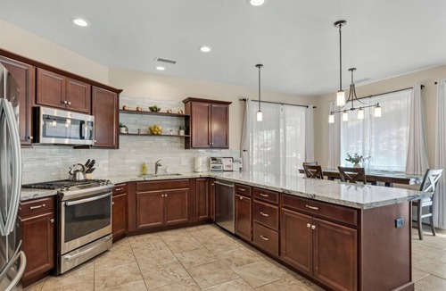 Uptown Sedona House | Generous weekly rates & last-minute rates! Uptown Sedona Location, Custom-Built