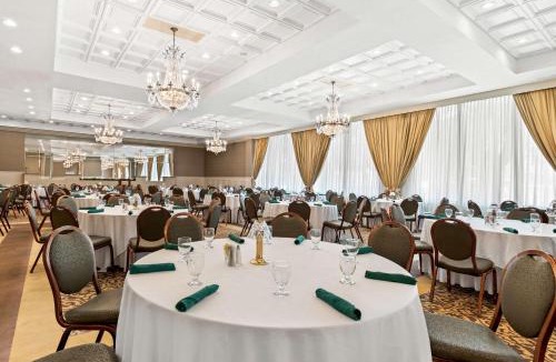Williamsport Hotel | Genetti Hotel, SureStay Collection by Best Western