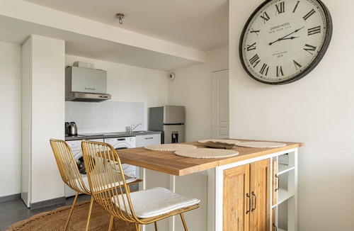 Etrembieres Apartment | Geneva Telepherique Flat