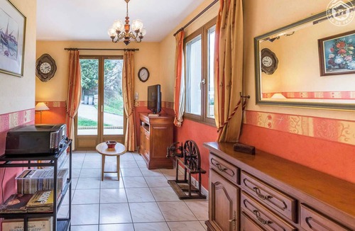 Cruet House | GENEVIEVE - CRUET - Gîte