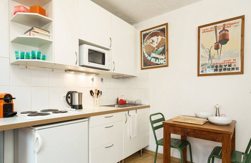 Chamonix City Centre Apartment | Gentianes - a studio that sleeps 4 guests