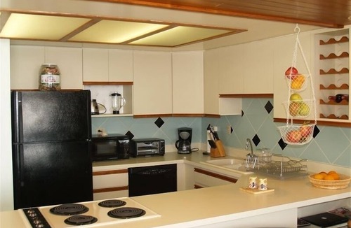 Makaha Condo | Genuine & Affordable 1250 sqft Big Beach-front Corner Unit