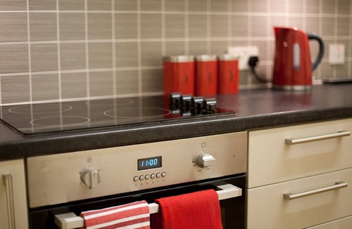 Tollcross Apartment | Genuine City Centre Apartment (Bread St)