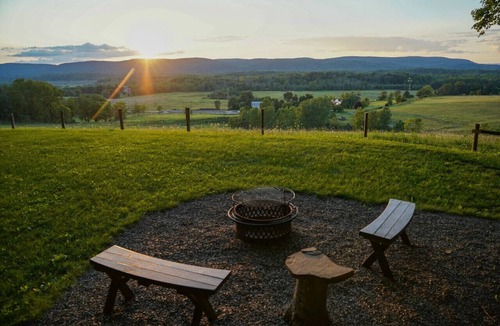 Vernon RV Rental | Geodesic Glamping Dome