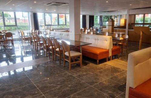 Le Mesnil-Amelot Hotel | Geographotel Paris-Roissy CDG Airport