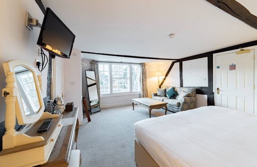 Hurstbourne Tarrant Hotel | George and Dragon