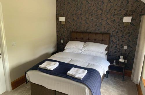 Holmesfield Hotel | George and Dragon