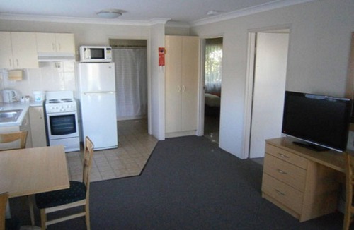 Nowra Hotel | George Bass Motor Inn
