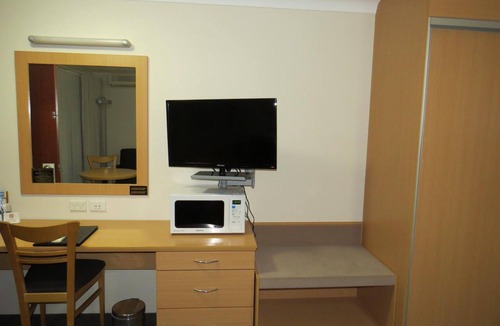 Nowra Hotel | George Bass Motor Inn