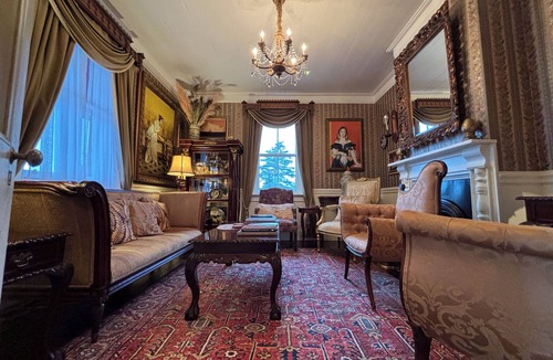 Dildo Bed & Breakfast | George House Heritage B&B