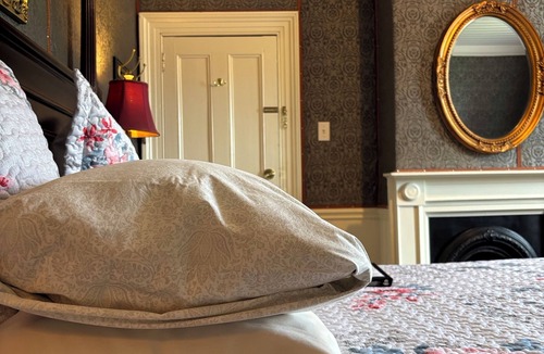 Dildo Bed & Breakfast | George House Heritage B&B