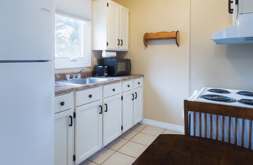 Steady Brook Cottage | Georges Mountain Village