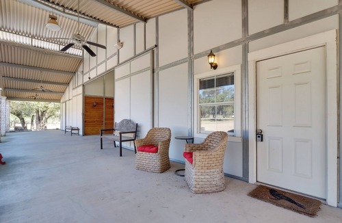 Georgetown Apartment | Georgetown Barn Studio on > 7 Acres: Pet Friendly!
