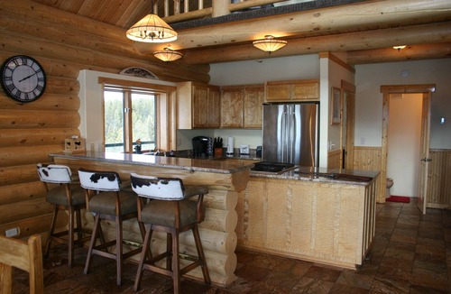 Philipsburg Cabin | Georgetown Lake Escape with Starlink