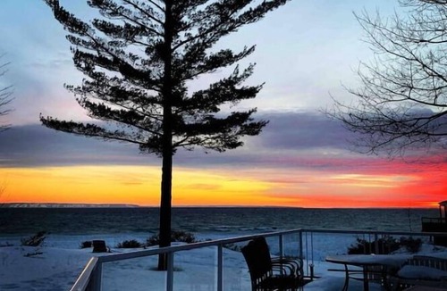 Lafontaine Cottage | Georgian Bay Beach Club 9 Beachfront Paradise & Heated Saltwater Pool