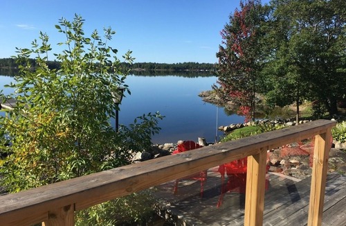 Byng Inlet House | Georgian Bay Island Retreat