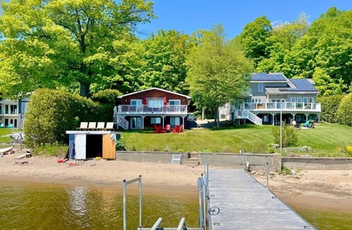Penetanguishene Cottage | Georgian Bay Retreat - Cozy Fire-pit & Lake Views