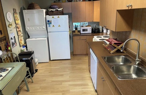 Tiny Cottage | Georgian Bay Waterfront Cottage w/Private Beach, Firepit, Family Friendly Cozy!