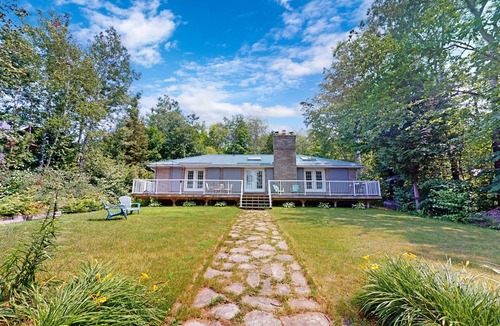 Tiny Cottage | GeorgianBayCottage|Family-sized(Pet Friendly)
