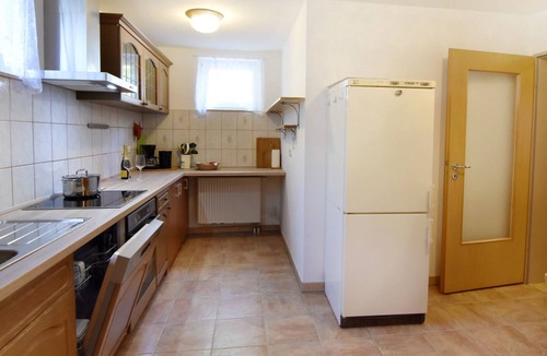 Krizine Apartment | Geräumige Kellerwohnung in der Nähe von Umag by Interhome