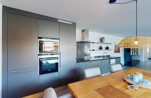 Lenz Apartment | Geräumige Wohnung mit Bergblick