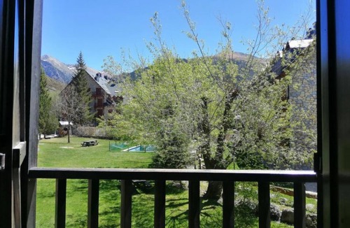 Pla de l'Ermita Apartment | Geräumige Wohnung mit Garten und Schwimmbad Herbasabina 5 Vall de Boí by Interhome