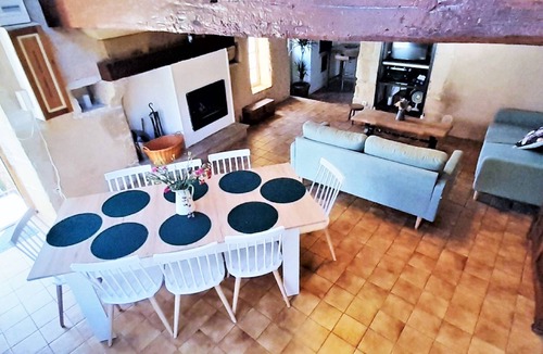 Breugnon House | Geräumiges Ferienhaus mit Garten