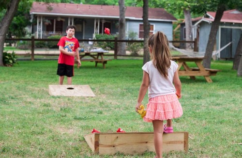 Seguin House | Geronimo Creek Retreat Getaway Cabin #1