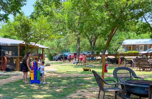 Seguin House | Geronimo Creek Retreat Getaway Cabin #3