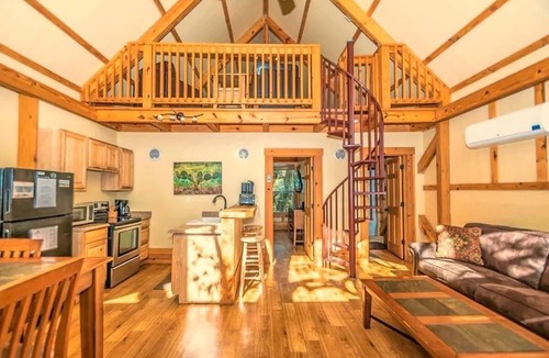 Seguin House | Geronimo Creek Retreat