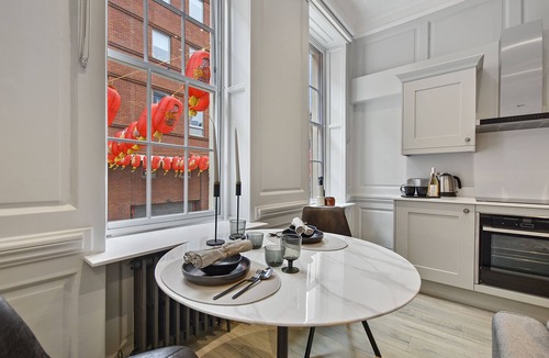 Chinatown Apartment | Gerrard Place by Aeria Apartments