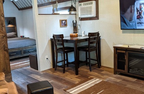 Cypress Cottage | Gerrie's Place2-PRIVATE-Cottage-Rescue Llama Ranch