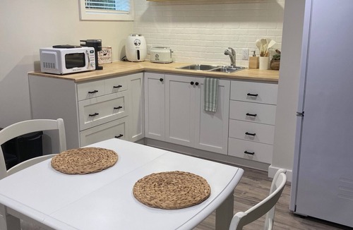 Dartmouth Apartment | Gertie's Nook: Charming Private Studio Space close to everything!