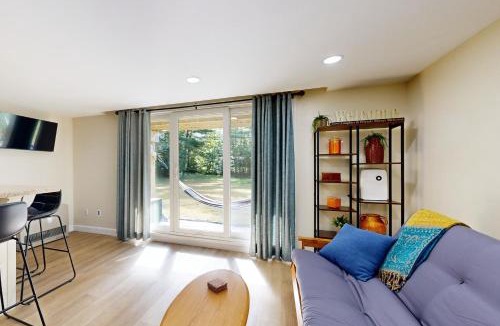 Thornton Apartment | Get Away at Gateway