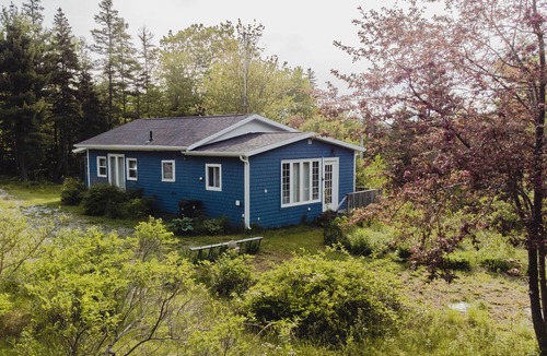 Boularderie Cabin | Get Away From it all