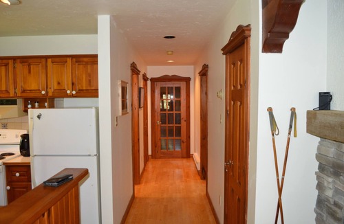 Swiss Meadows House | Get away to the Blue Mountains - 3 Bedroom Chalet/Cottage