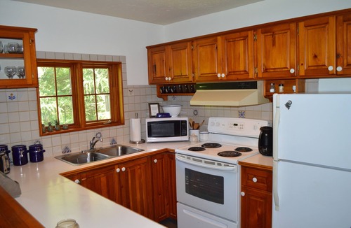 Swiss Meadows House | Get away to the Blue Mountains - 3 Bedroom Chalet/Cottage