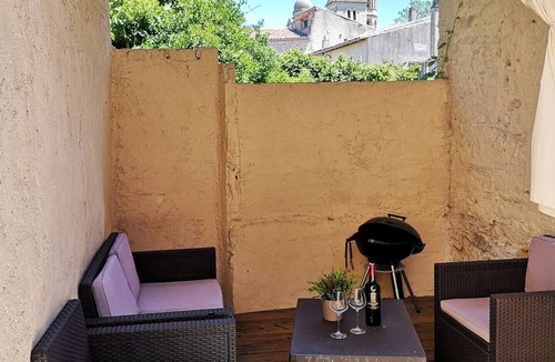 Revel Apartment | GET ★ QUIET ★ WIFI TERRACE