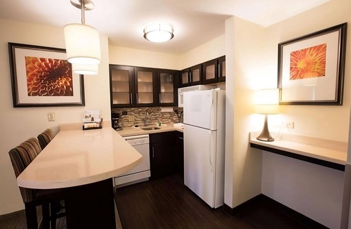 Gateway Hotel | Get Ready for Blissful Getaway! Pet-Friendly, w/Pool, Near Gracywoods Park!