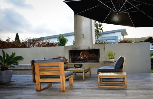 Whangapoua House | Getaway Bach Whangapoua