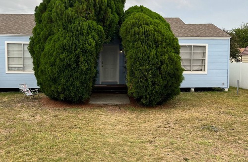 Ingleside Apartment | Getaway by the Bay