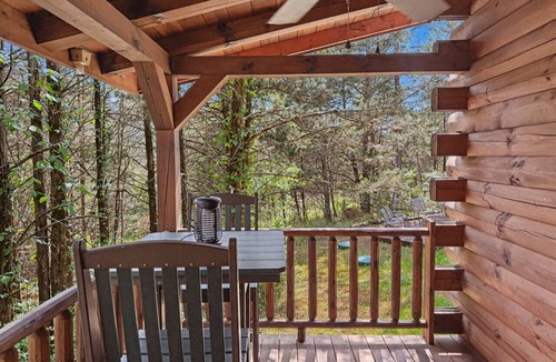 Farmville Cabin | Getaway Cabin | Hot tub + Fire Pit + Trail Access
