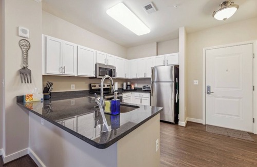 Neabsco Bed & Breakfast | Getaway | Hidden Gem | Free-Parking